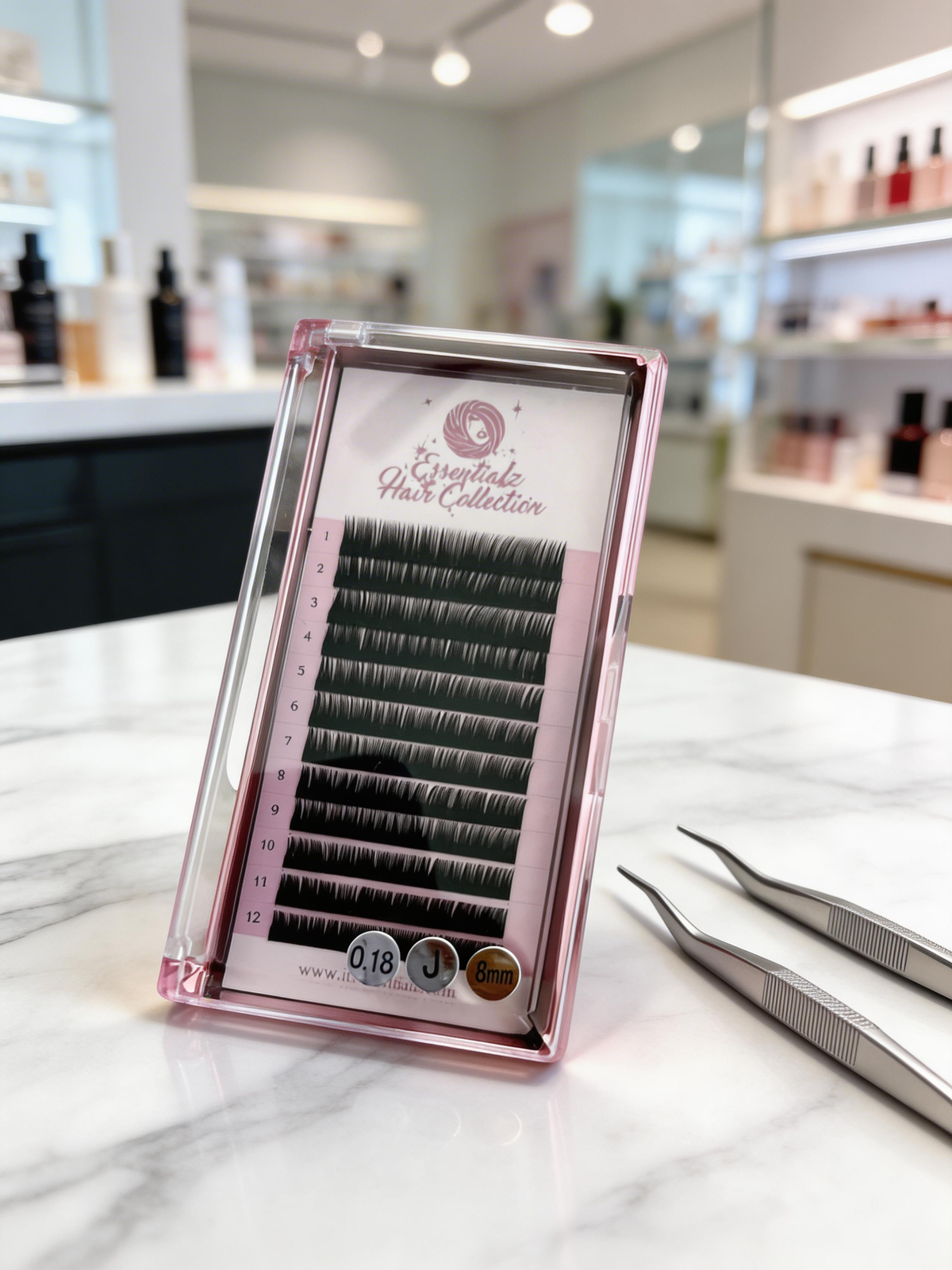Bottom lash tray